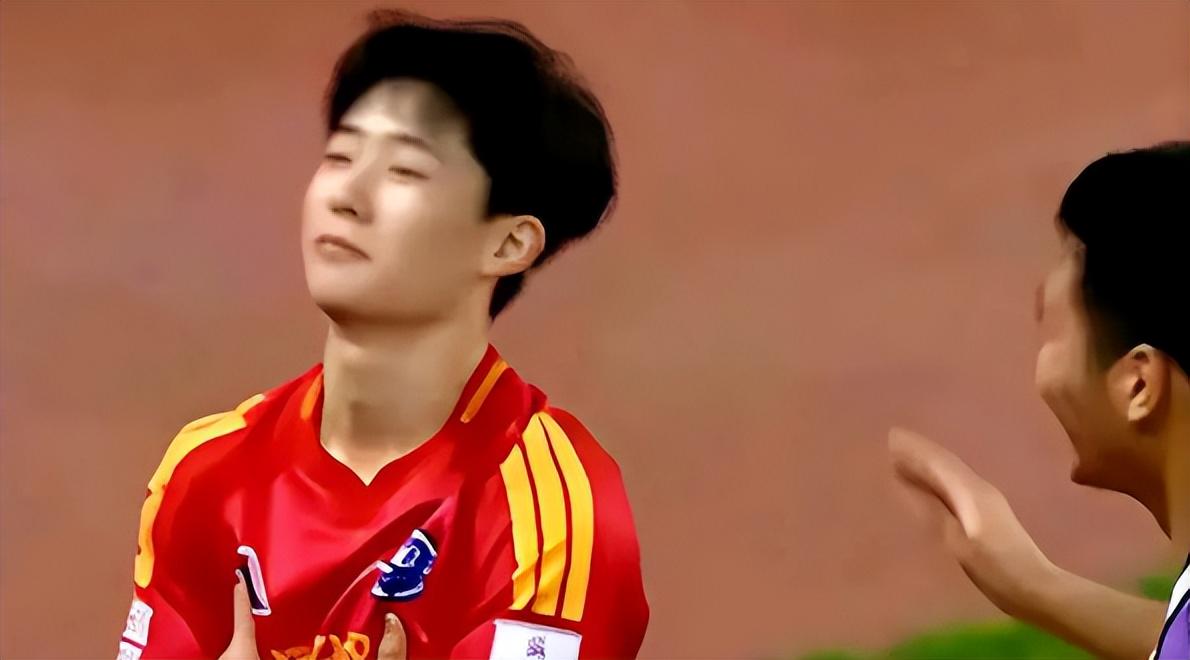 专注！詹姆斯：季后赛我把手机完全关掉，没一个人能联系到我